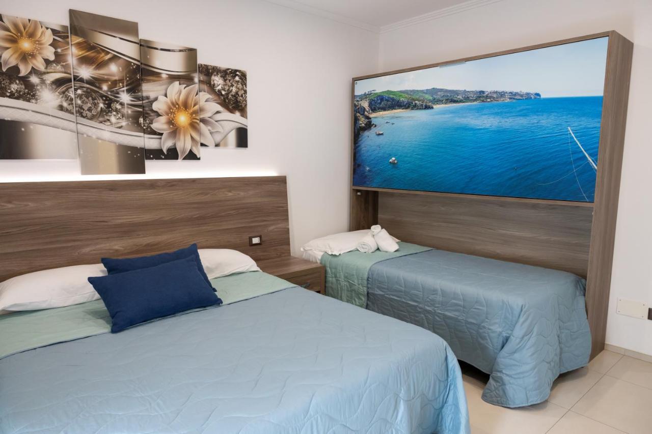 Mary VI Rooms Peschici Extérieur photo